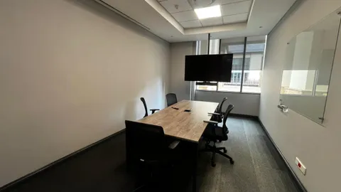 WhatsApp Image 2025-11-26 at 14.57.25 (1).